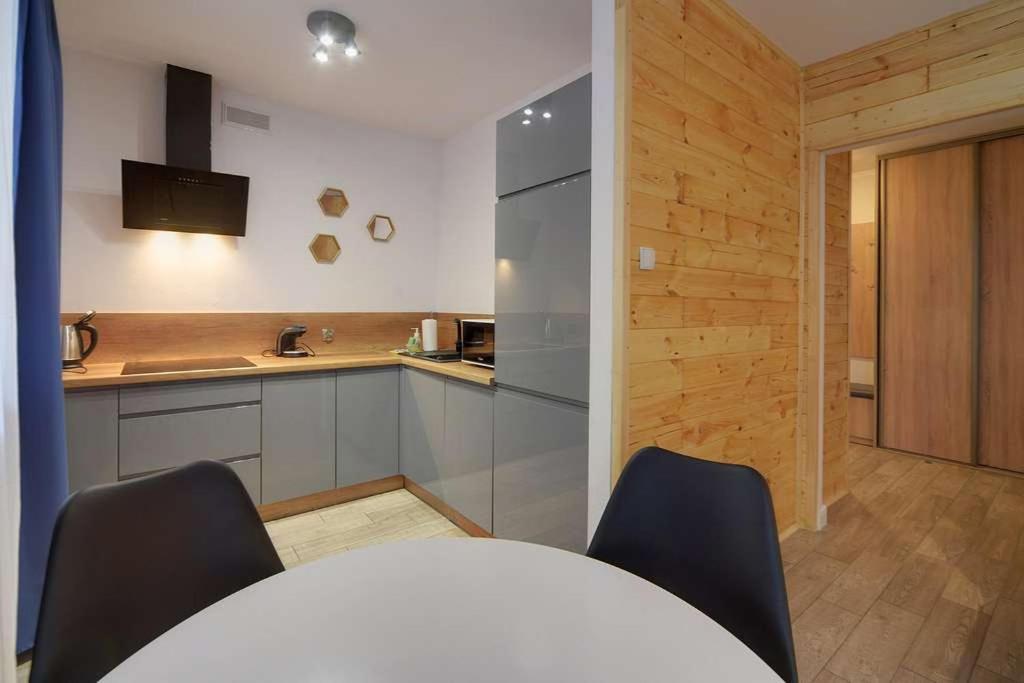 Apartament Oliwia Шклярска Поремба Екстериор снимка