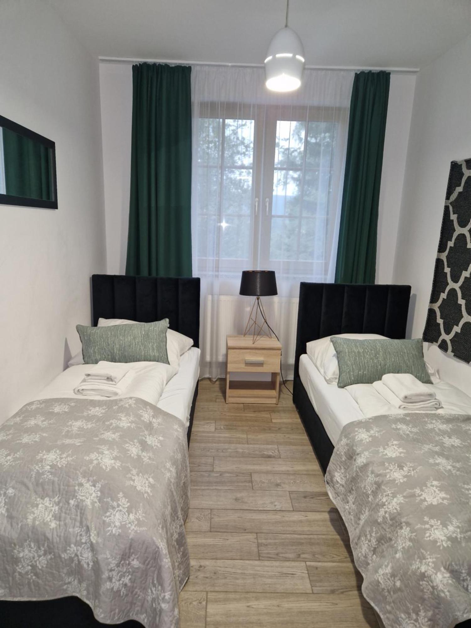 Apartament Oliwia Шклярска Поремба Екстериор снимка